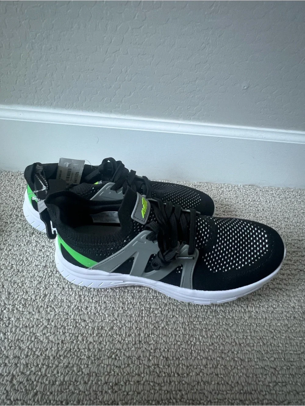 Avia Men's Quickflash Running Sneakers NEW size 9.5 ~$20